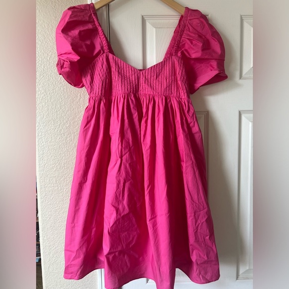 NWOT Hyacinth House by Tuckernuck Mini Fuchsia French Dress XS Puff Sleeve Pink - Picture 1 of 8